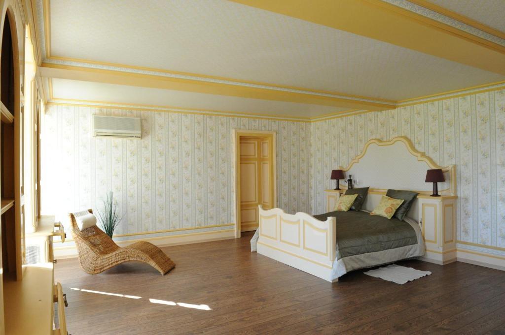Chateau De Lacaze Lagarrigue  Стая снимка