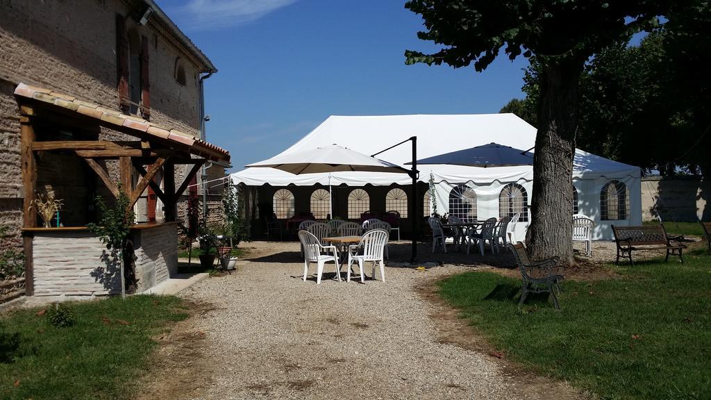 Chateau De Lacaze Lagarrigue  Екстериор снимка